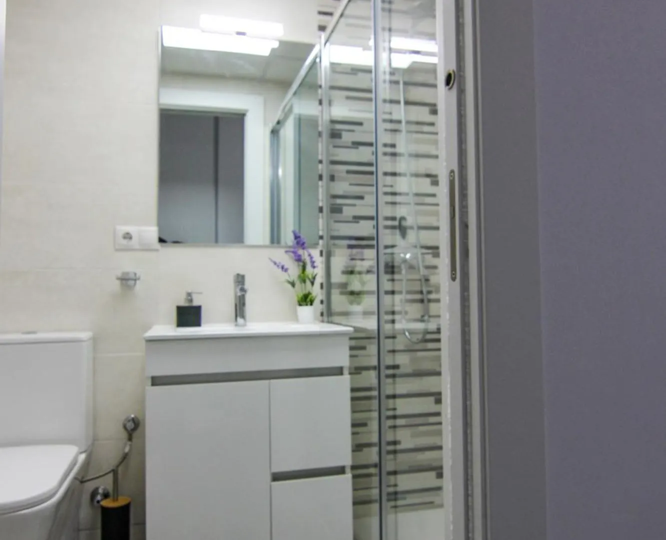 Estudio Recien Reformado En Primera Linea De Playa Apartment Benalmadena Spain
